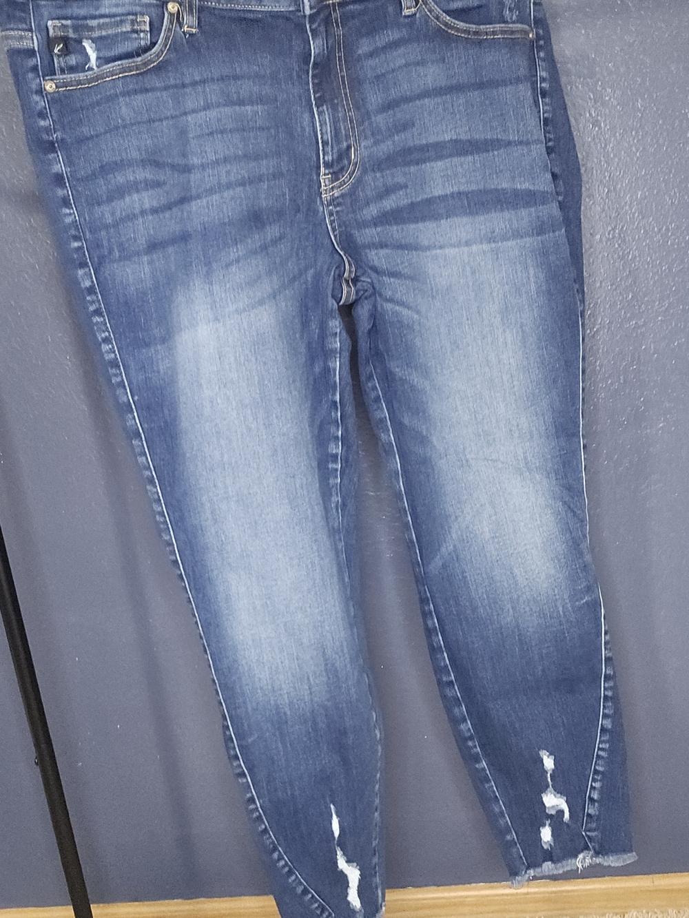 KanCan Blue Washed Distressed Skinny Jeans